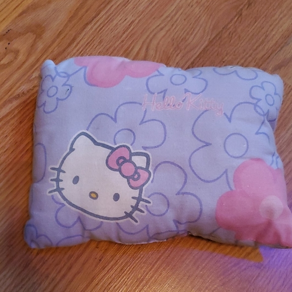 hello kitty pillow